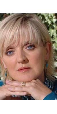 Bernie Nolan, Irish singer (The Nolans) and actress, dies at age 52